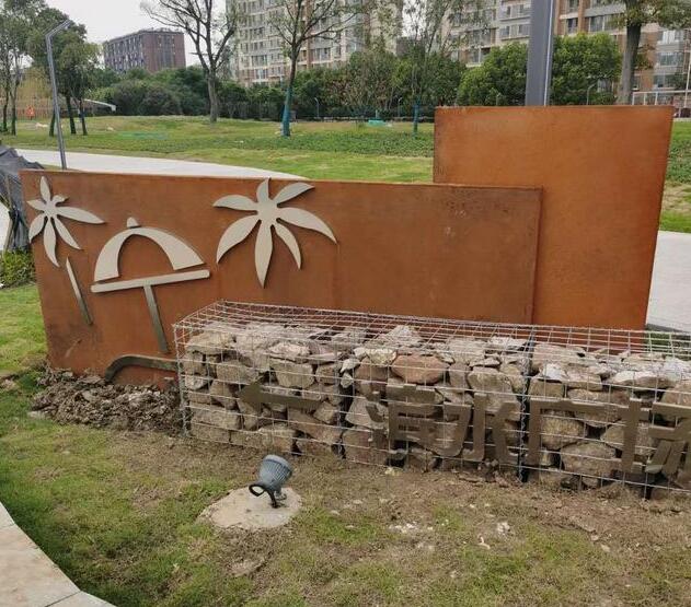 深圳锈钢板挡土墙
